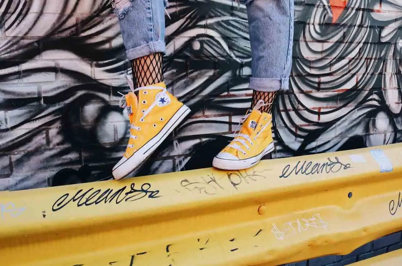 How much does an average pair of shoes weigh? - Celidior
