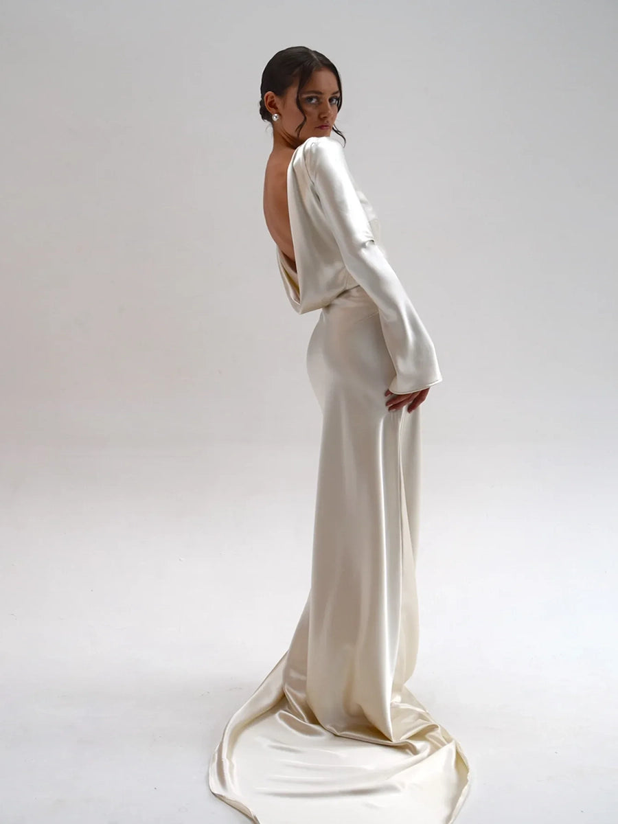 Aylin Autumn Evening Backless Long Sleeve Dress