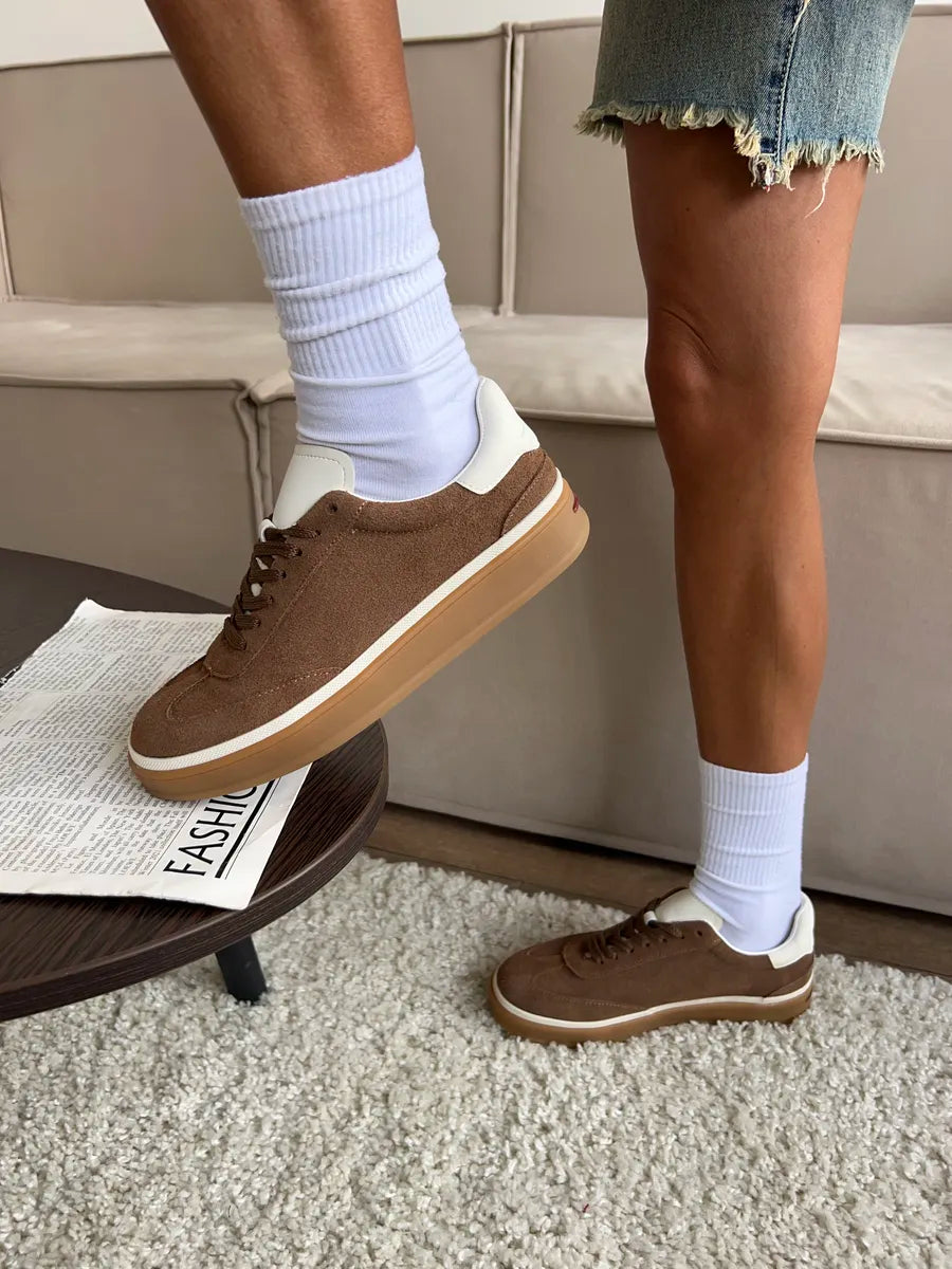 Emily Sneakers