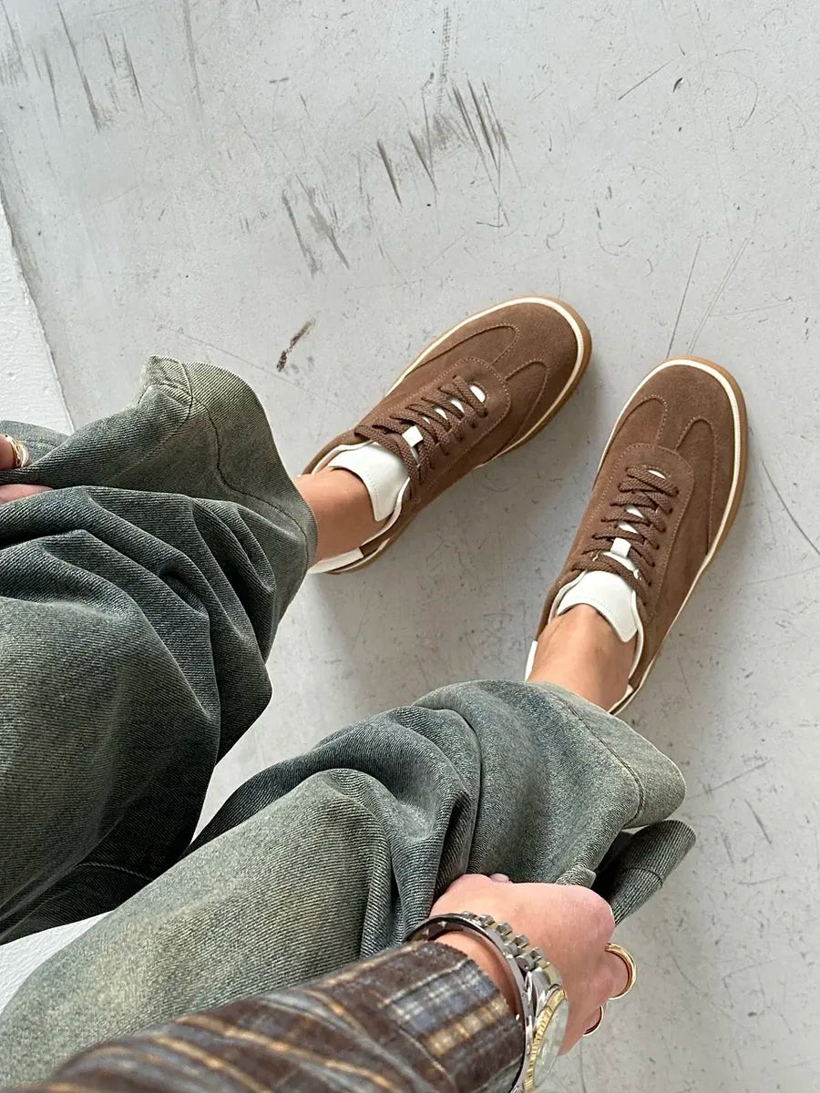 Emily Sneakers