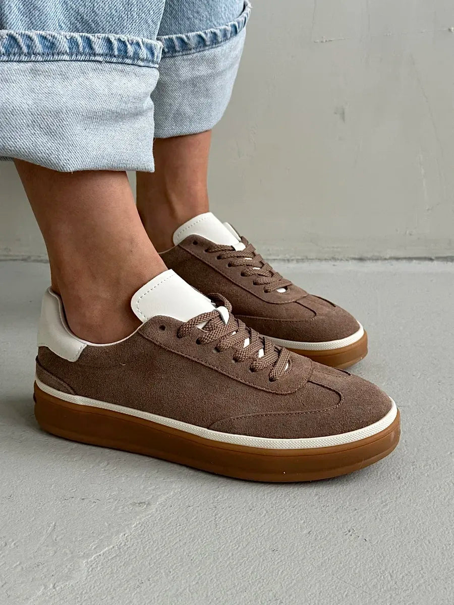 Emily Sneakers
