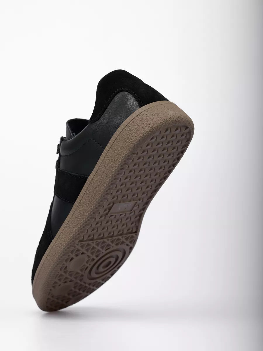 Gloria Sneakers