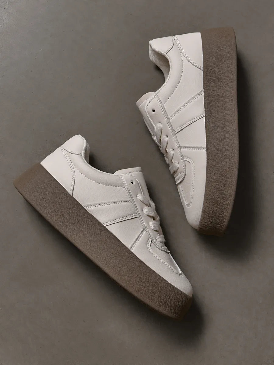 Kathleen Sneakers