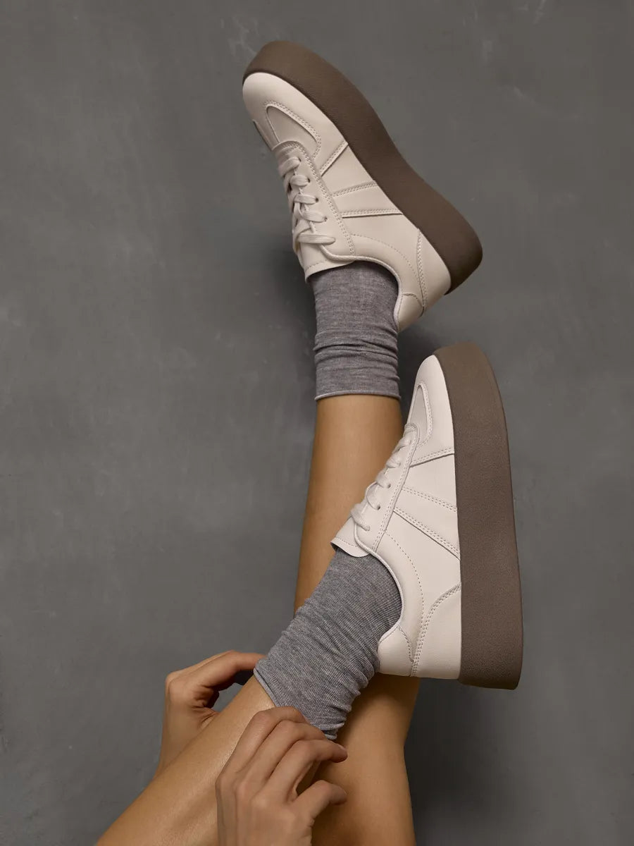 Kathleen Sneakers