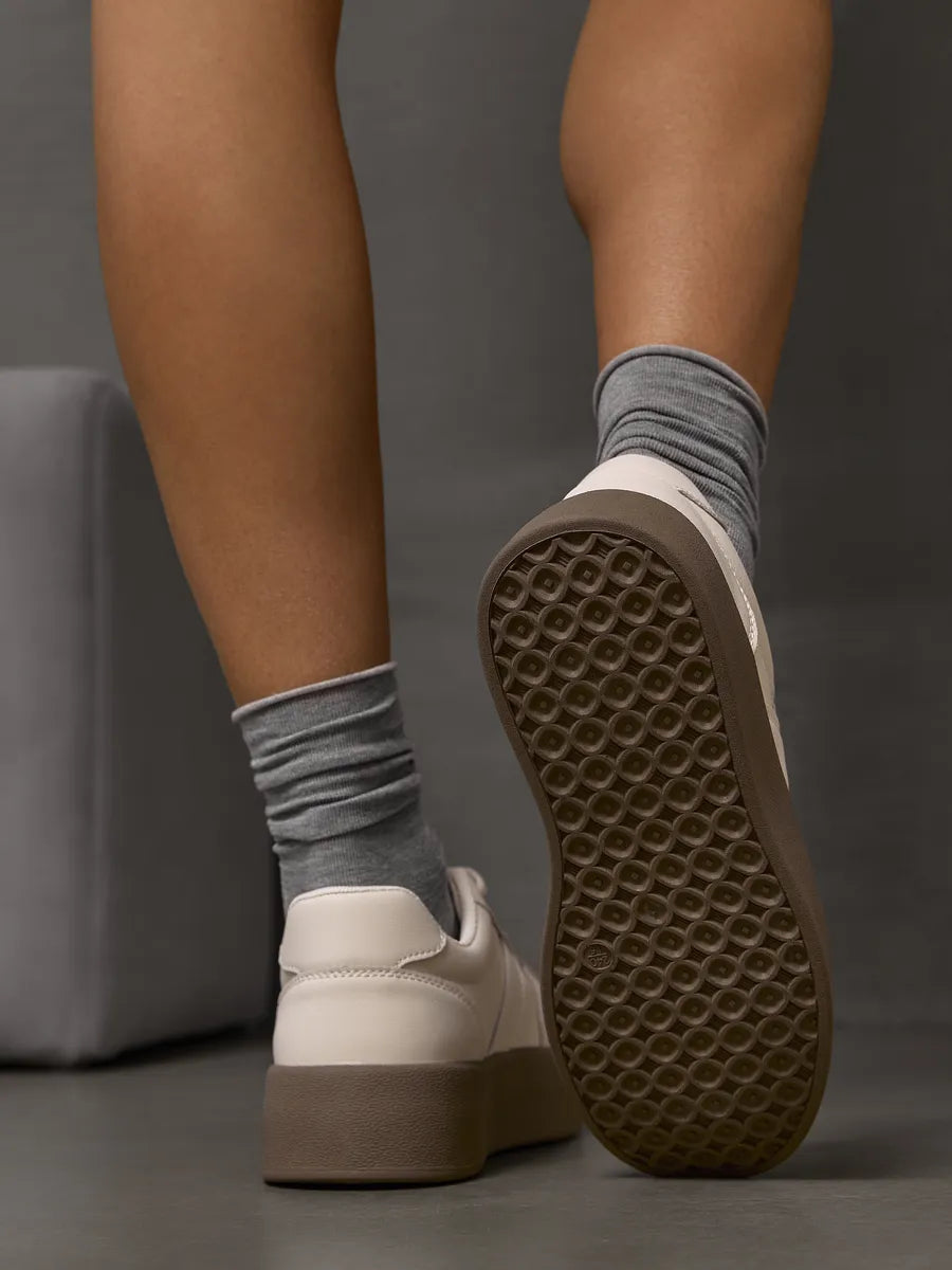Kathleen Sneakers