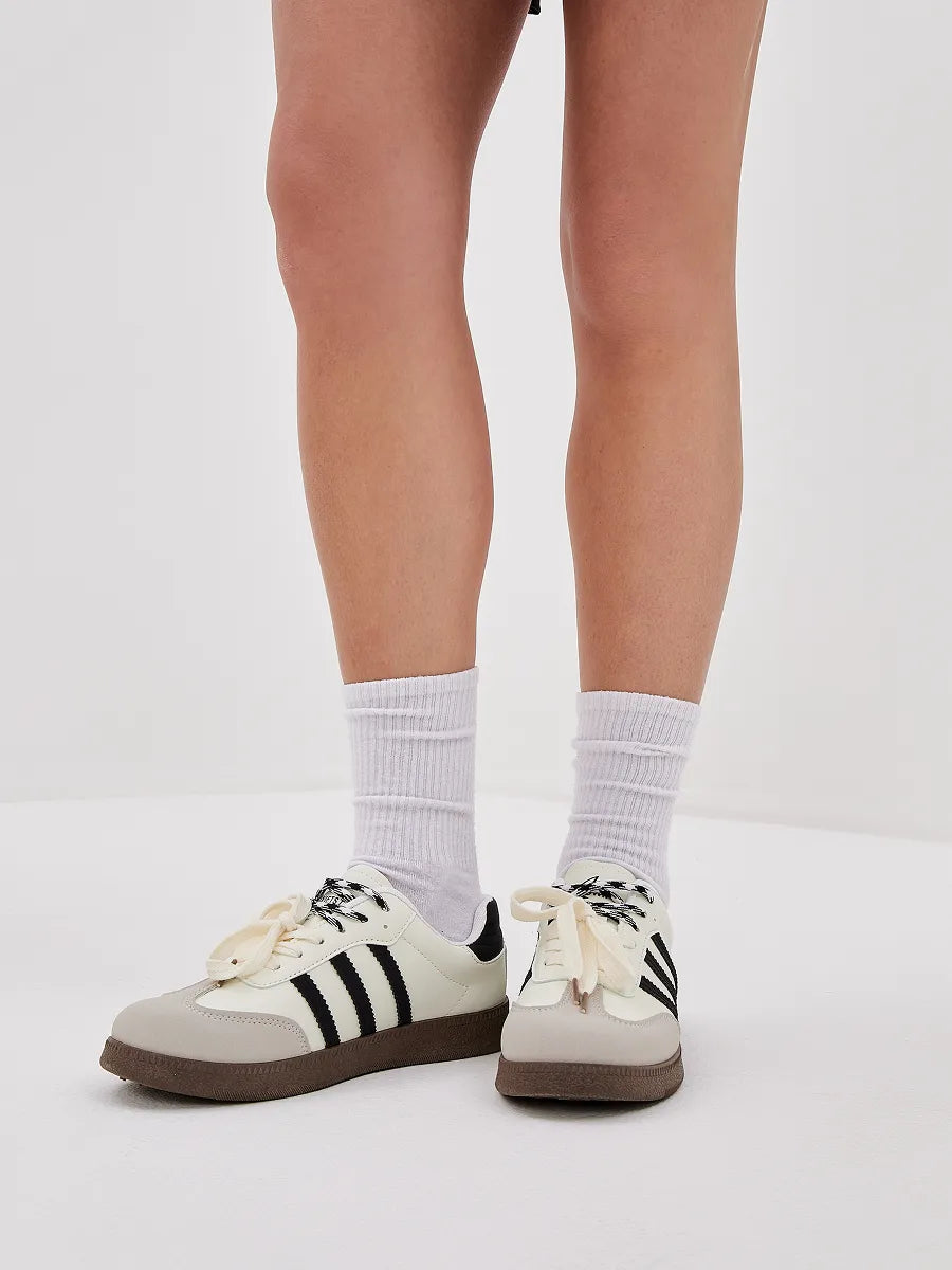 Lillian Sneakers