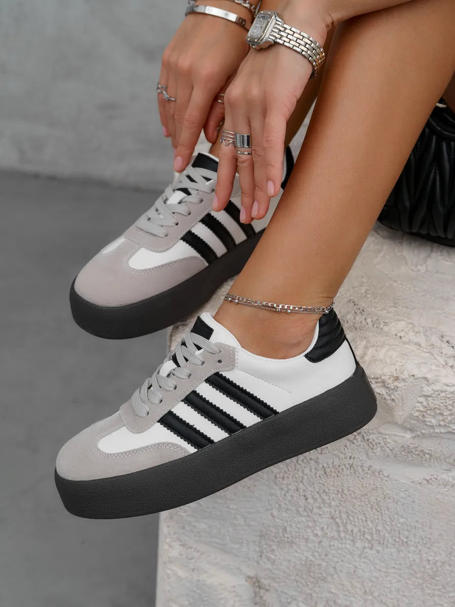 Sharon Sneakers