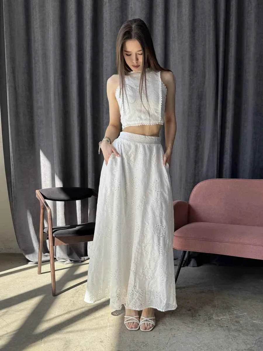 Aige Vest And Lace Skirt Set