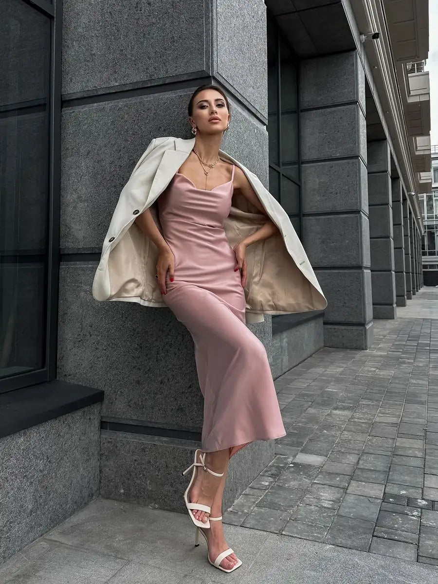 Amara Satin Solid Color Swinging Collar Evening Dress - Celidior
