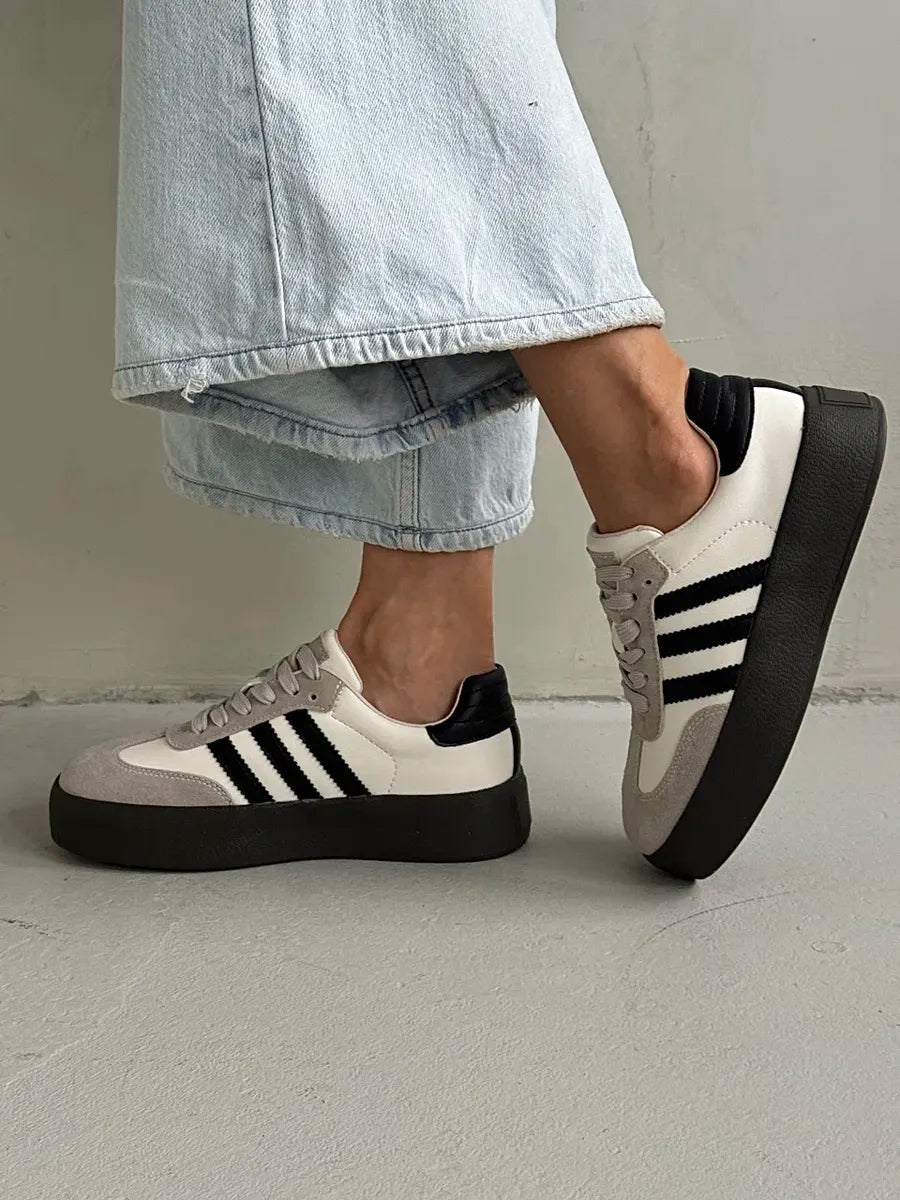 Sharon Sneakers: Lightweight All-Day ComfortsneakerCelidiorCelidior