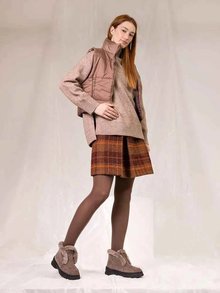Ana Sneakers: Comfort and Style perfected. - Celidior