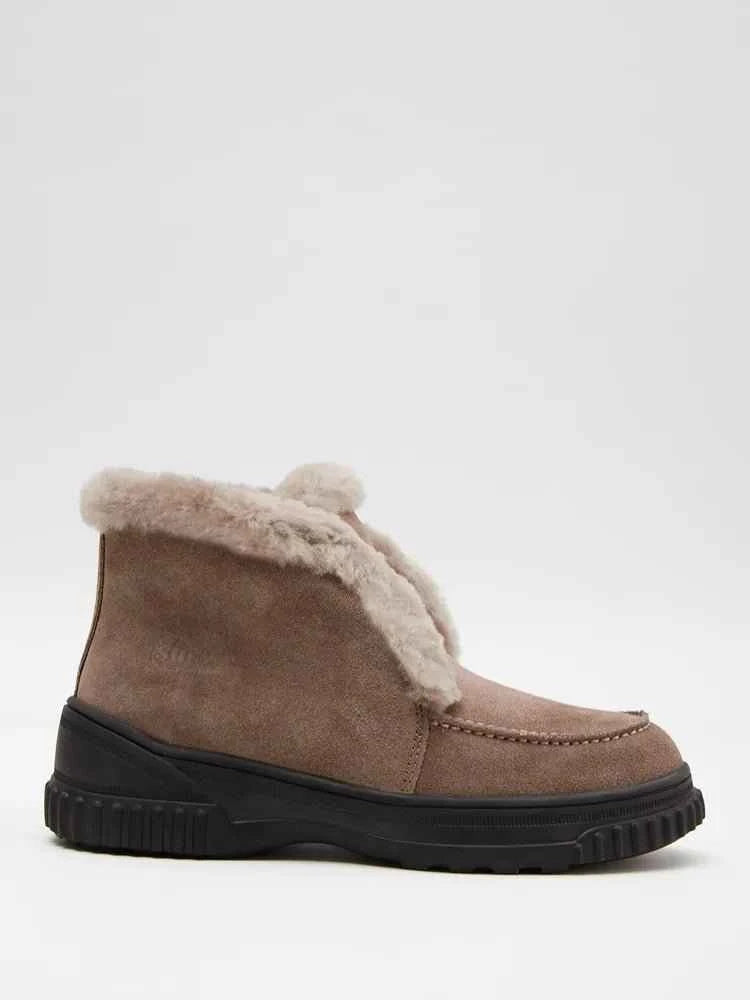 Ana Sneakers: Comfort and Style perfected. - Celidior