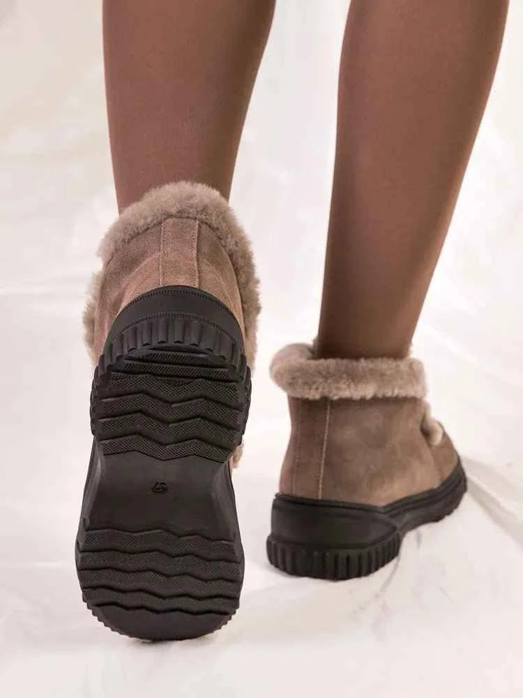 Ana Sneakers: Comfort and Style perfected. - Celidior