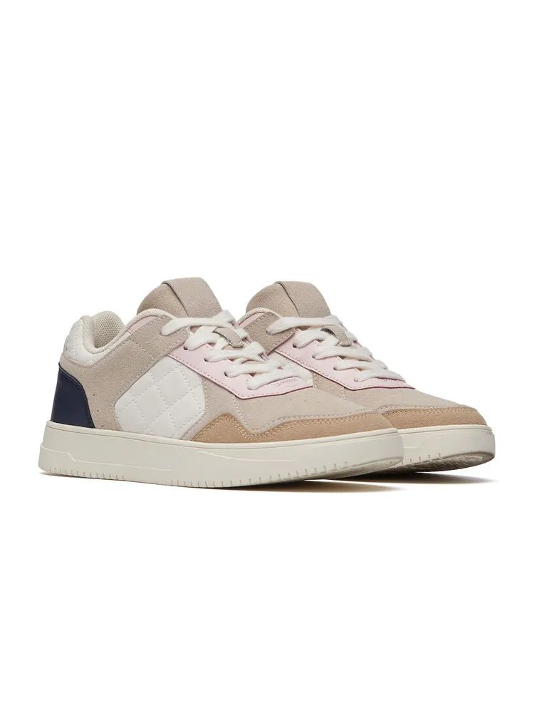 Jasmine Sneakers: Stylish and Comfortable FootwearCelidiorCelidior