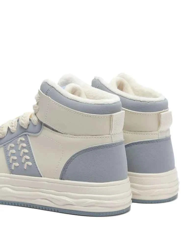 Pamela Sneakers: Step into Style - Celidior