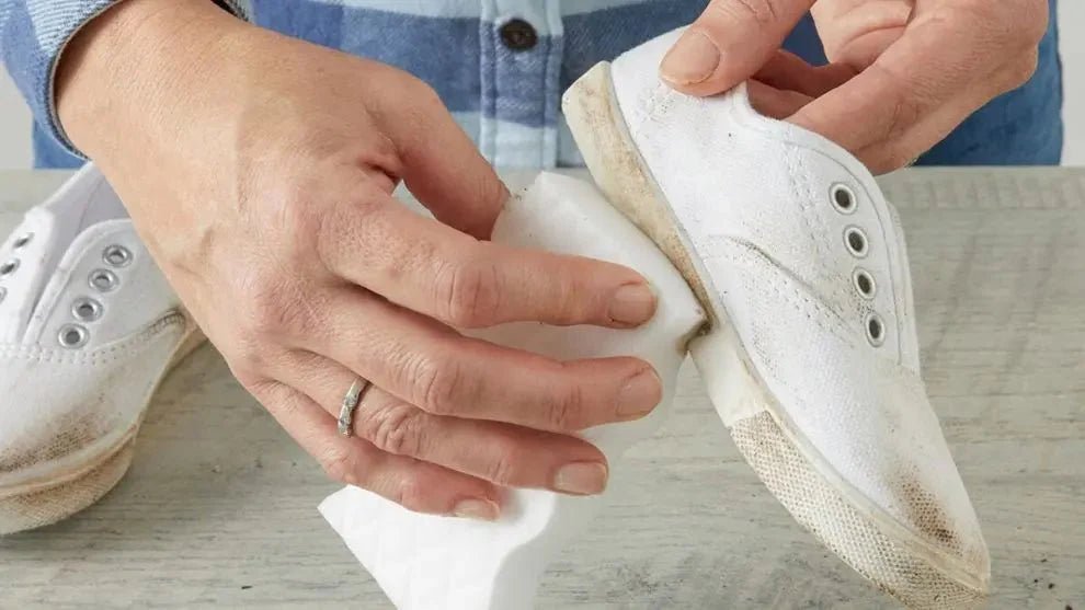 5 ways to whiten yellowed shoe soles - Celidior