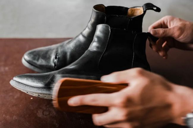 How to clean leather and suede shoes - Celidior