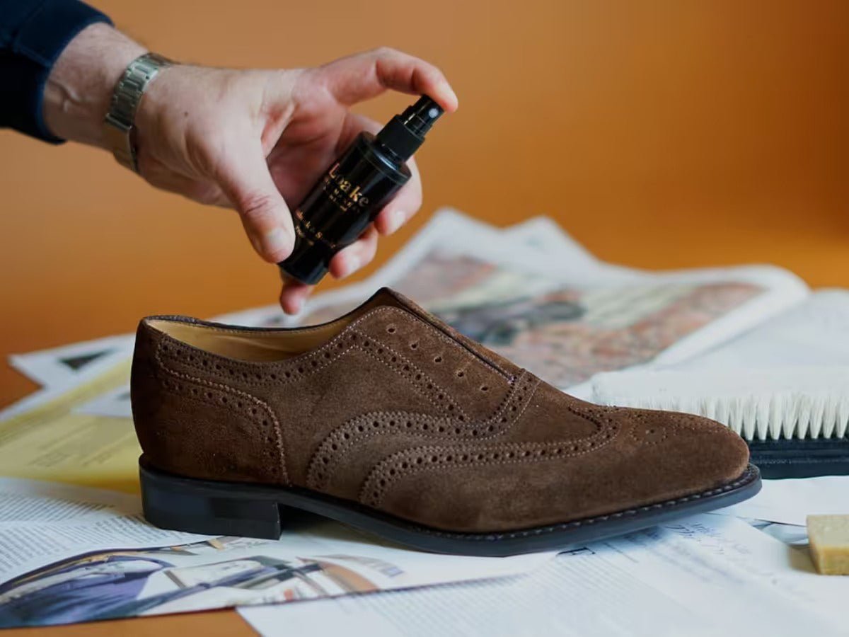 Instructions for cleaning suede shoes, clean and durable, extremely detailed - Celidior