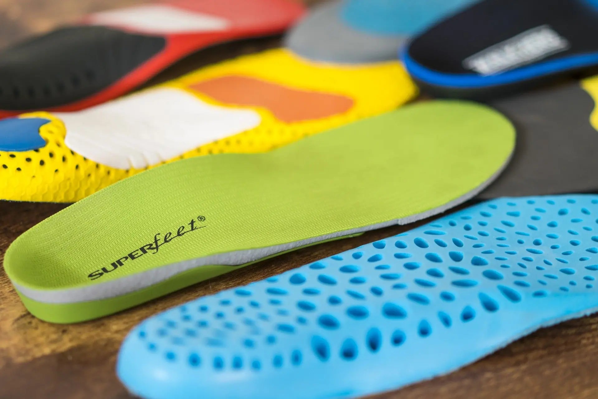 SEE TOP 3 BEST RUNNING INSOLES 2024 - Celidior