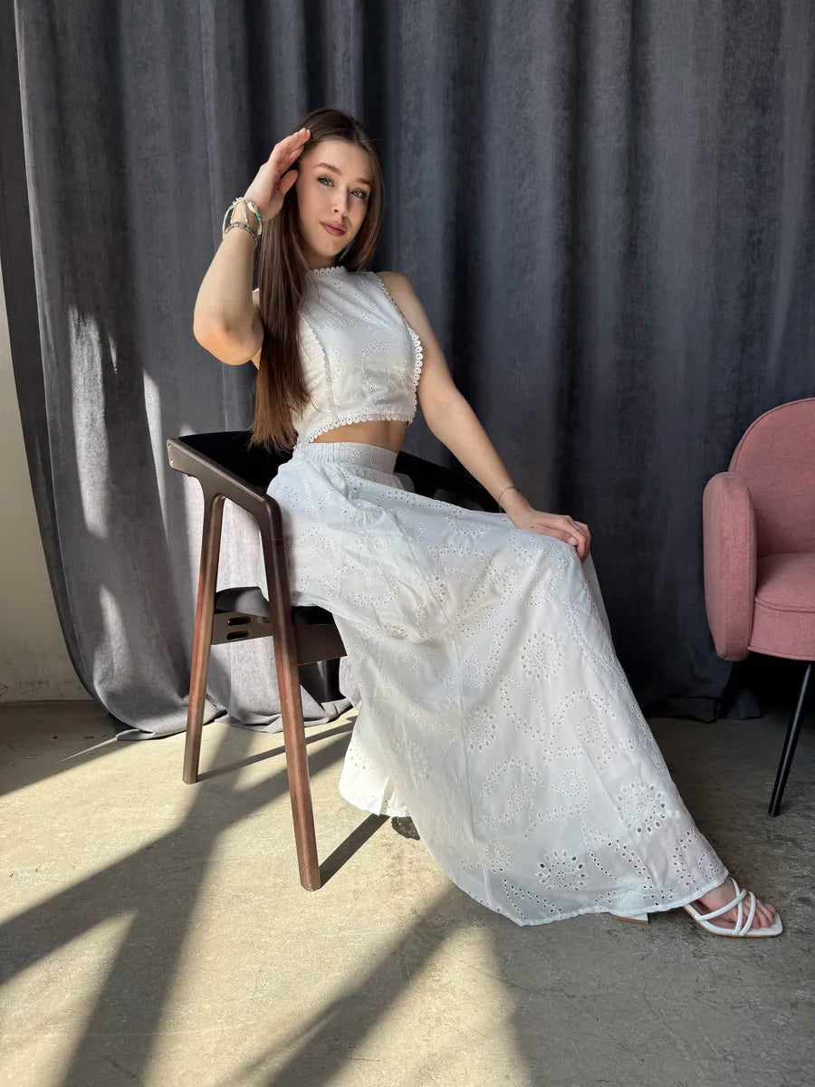Aige Vest And Lace Skirt Set