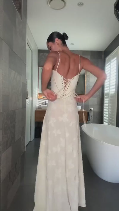 Kaylei Sexy Flowers Lace Maxi Dress (6).mp4