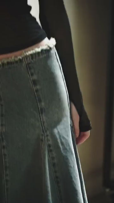 Bernadette Tight Bottoming T-shirt (2).mp4