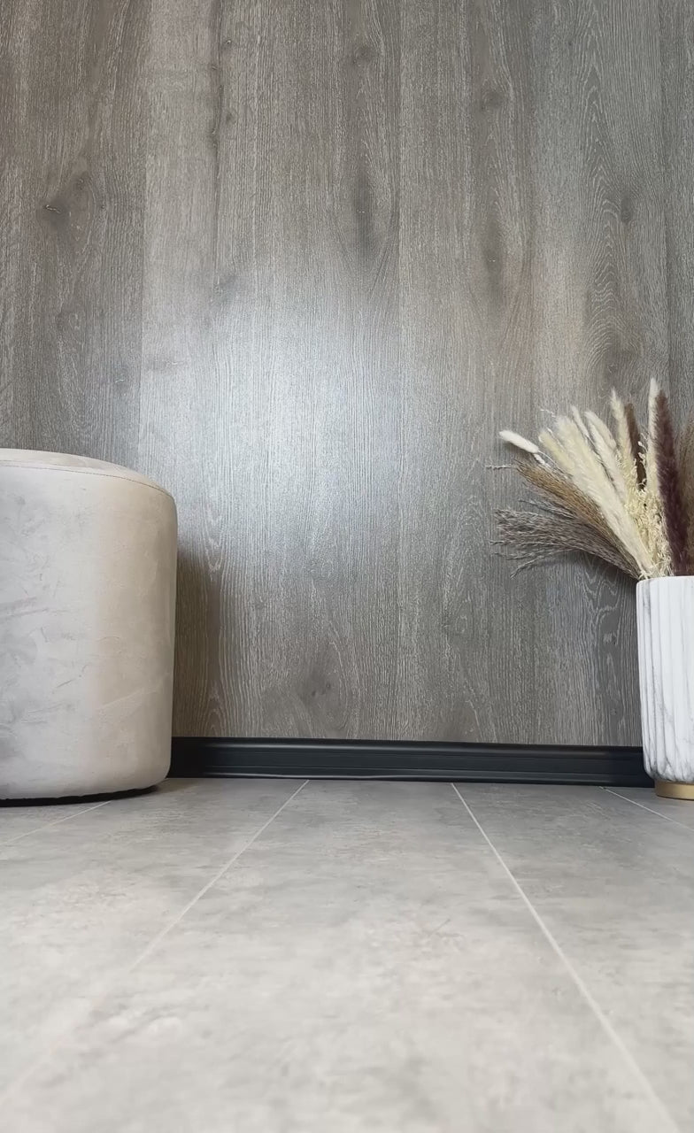 Phoebe sneakers1.mp4